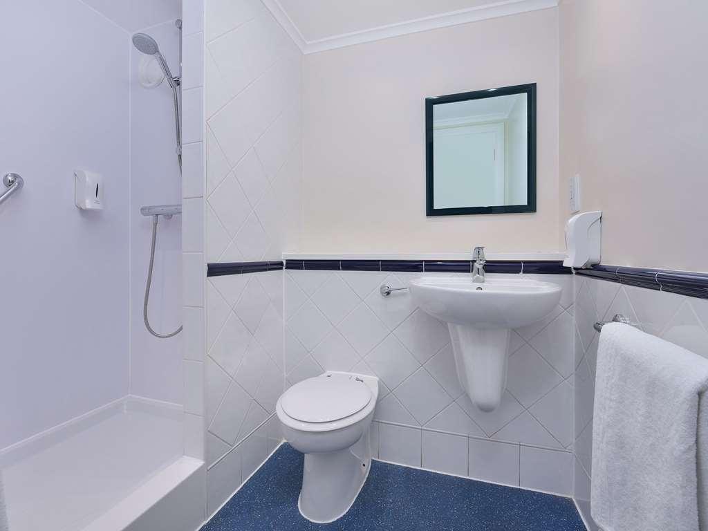 Travelodge Bromsgrove Marlbrook Room photo