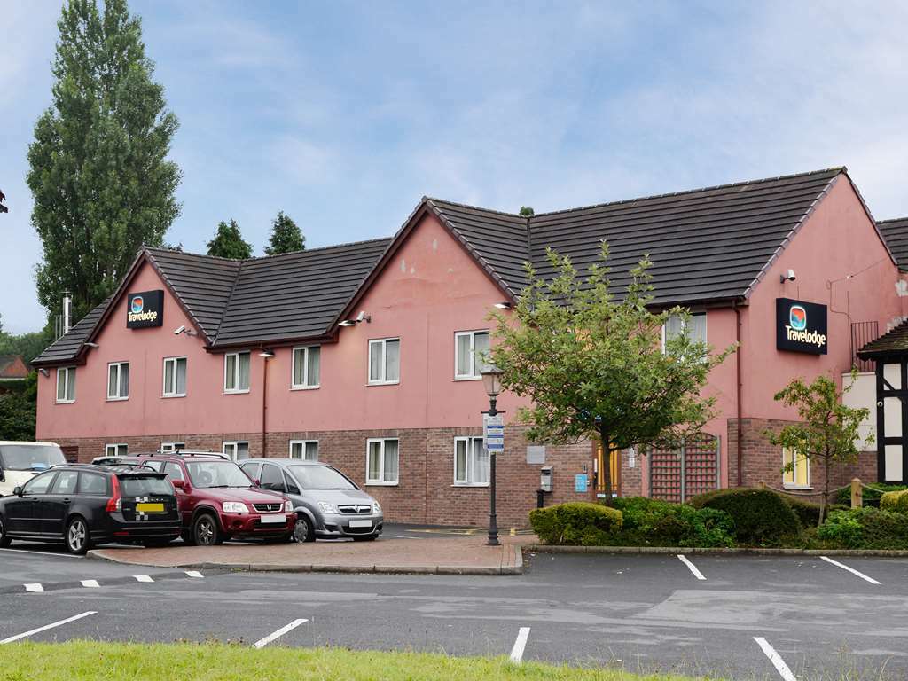 Travelodge Bromsgrove Marlbrook Exterior photo